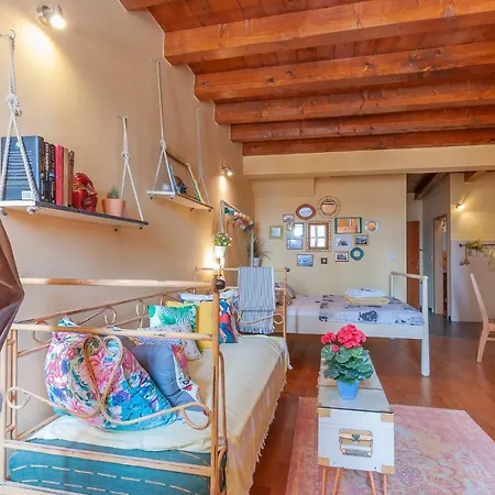 Apartment Buzza