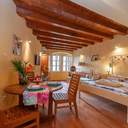 Buzza Appartement Šibenik